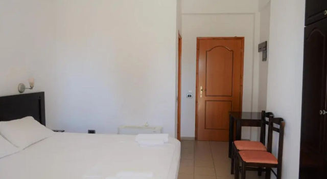 Standard Doppel Zimmer mit Balkon JB Hotel