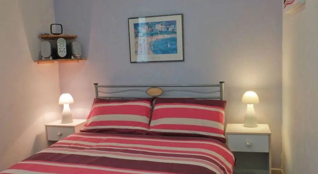 Spacious Holiday Home in Anglars-nozac With Swimming Pool, Book Hotel Anglars-Nozac Lot