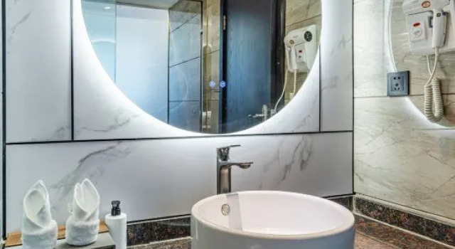 Minshan Rezen Hotel Luzhou, Rezerwuj Hotel Luzhou Sichuan