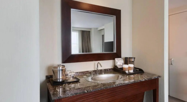 Двухместный люкс Westin Workout The Westin Reston Heights