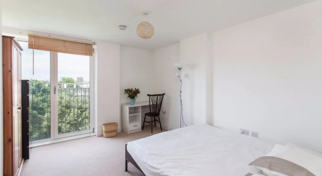 3 Bedroom Flat in Shoreditch with Roof Terrace, Забронировать Отель Тауэр-Хэмлетс Лондон, рядом с 19 Princelet St Museum
