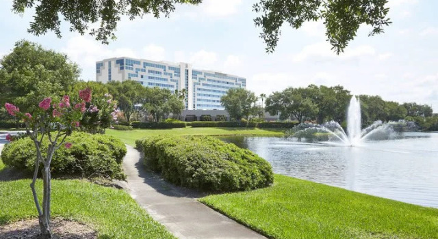 Клубный номер Standard Renaissance Orlando Airport Hotel