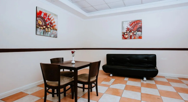 Standard Familie Zimmer mit Balkon Mayfair Hotel