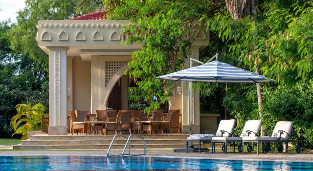 Dar es Salaam Serena Hotel, Buchen Sie Hotel Hotels in Daressalam mit Frühstück, in der Nähe von Zanzibar Ferry Terminal, Frühstück