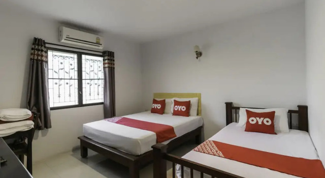 Номер Deluxe OYO 75392 Phachuen Resort