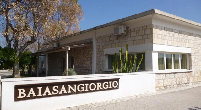 Baia Sangiorgio Hotel & Beach Club, Забронировать Курортный отель Бизнес-отели Бари, 4* 5*