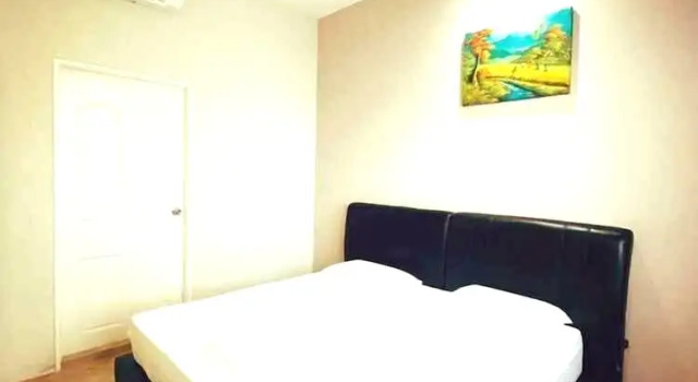 Townhouse OAK Dz Premier Suite, Забронировать Отель Отели Малакки с бассейном, рядом с Торговый центр Dataran Pahlawan Melaka Megamall, Бассейн