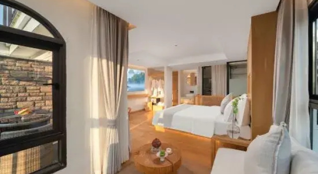 Двухместный люкс с красивым видом из окна Chongqing Fairy Maiden Mountain Peach Blossom Land B&B