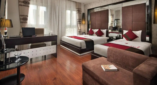 Семейный номер Standard The Silk Boutique Hotel & Spa - Old Quarter City Center