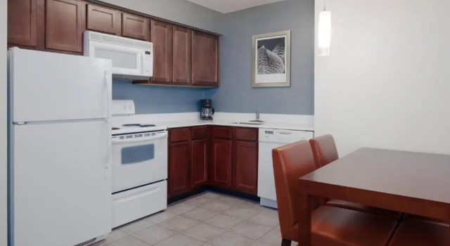 Люкс Residence Inn by Marriott Laredo Del Mar