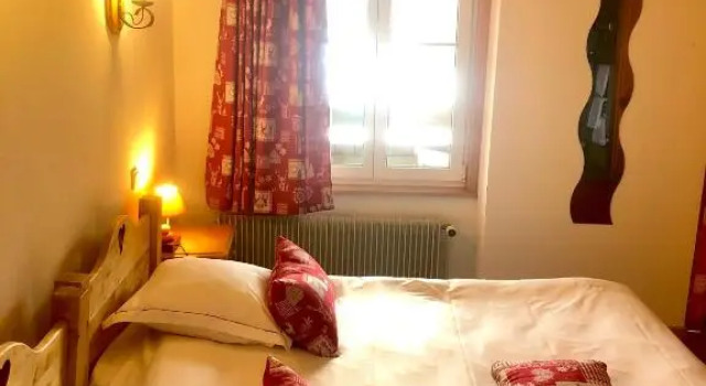 LAuberge au Bord du Lac, Забронировать Хостел Отели Вогезы с парковкой, Парковка