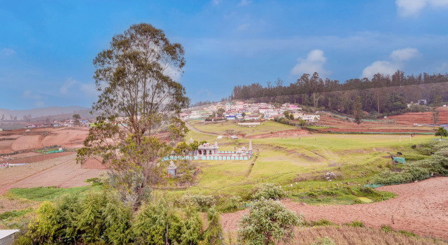 Hotel O Ooty Kilkavatty Ground, Забронировать Отель Отели штата Тамилнада 4 звезды, 4*