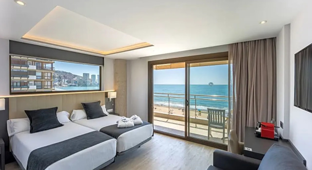Номер Deluxe с видом на море Hotel Cimbel