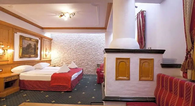 Полулюкс Mercure Sighisoara Binderbubi Hotel & Spa