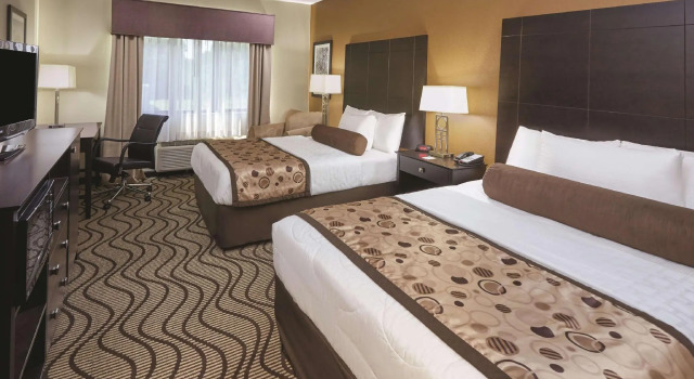 Четырёхместный номер Standard La Quinta by Wyndham South Bend