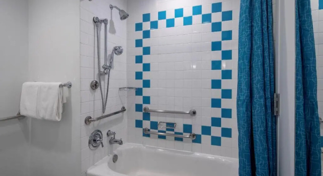 Номер Accessible Standard Poolside Universals Cabana Bay Beach Resort