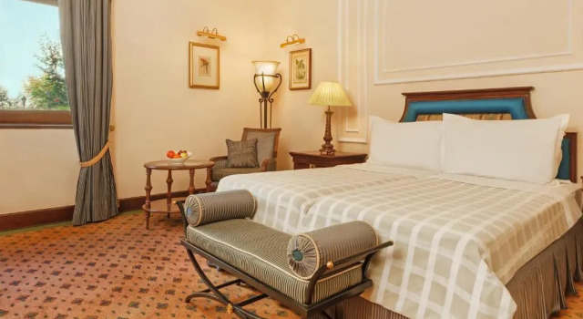 Семейный номер Standard The Oberoi Grand Kolkata