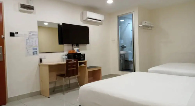 Четырёхместный семейный номер Standard AVENUE BANGI HOTEL