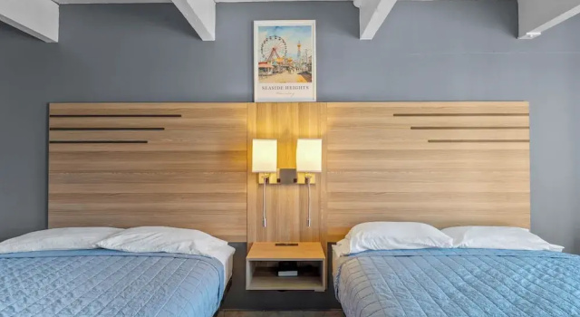 Номер Standard с видом на бассейн Aztec Ocean Resort