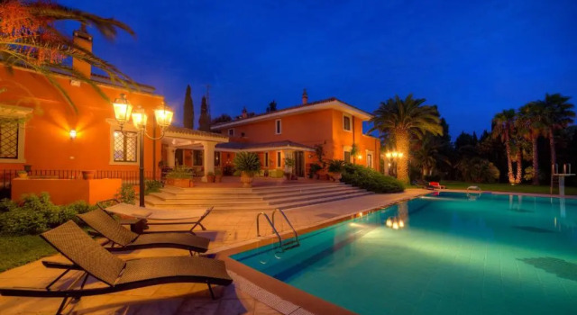 Вилла Superior Villa piscina, calcio, tennis, beach-volley m990