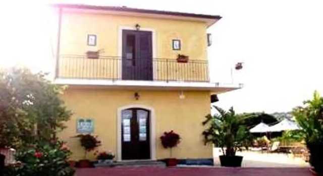 Oasi del Fiumefreddo, Book Hotel Fiumefreddo di Sicilia Etna
