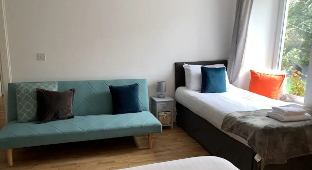 Charming 5-bed Apartment in Edinburgh, Prenota Appartamento Leith 