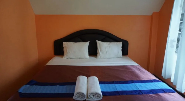 Phrom Prathan Resort, Забронировать Курортный отель Чай Пракан Таиланд