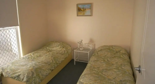 Clovelly Beach Townhouse, Забронировать Отель Кингсклифф 