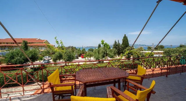 Апартаменты с 2 комнатами с балконом Lorenzo House Apartments