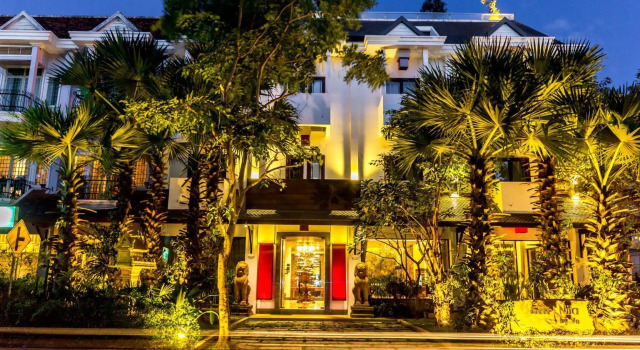 Nita By Vo Luxury Hotel, Забронировать Отель Сиемреап Провинция Сием-Рип, рядом с Apsara Spice Garden