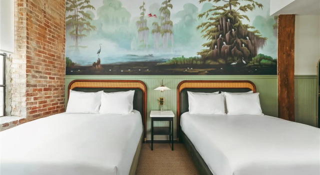 Четырёхместный номер Standard The Hotel Monroe, Tapestry Collection By Hilton