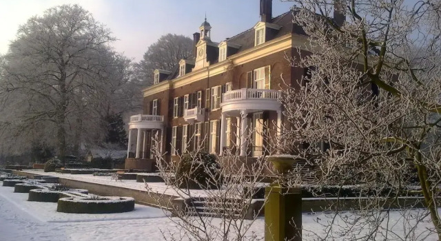 Landgoed Rhederoord, Varaa Hotelli  
