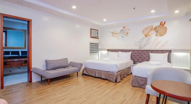 Трёхместный номер Standard с видом на бассейн Ora Beach Resort