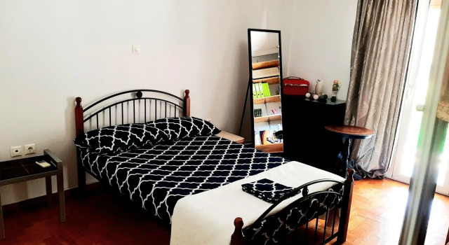 Large terrace apartment near city centre, Забронировать Апартаменты/квартира Апартаменты Афины, рядом с Айос Элефтэриос, Апартаменты/квартира