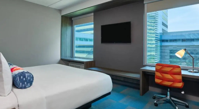 Двухместный номер Standard Aloft by Marriott Richardson