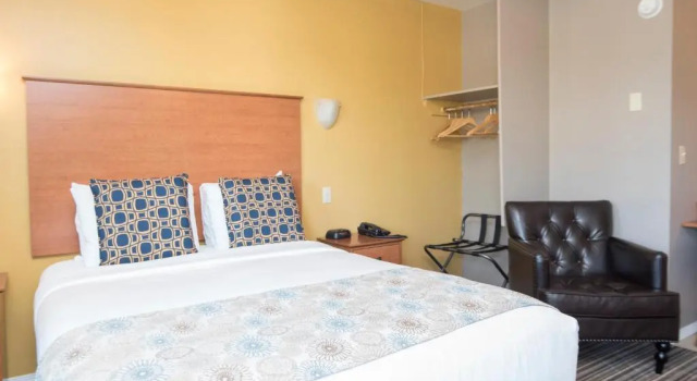 Люкс Nordic Inn and Suites