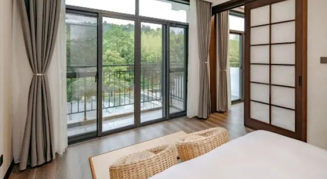 Люкс Huzhou Xisai  mountain col in the courtyard home stay