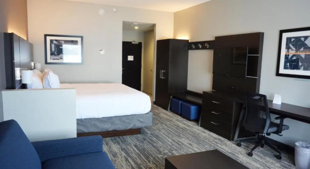 Люкс с 2 комнатами Holiday Inn Express & Suites - Jacksonville W - I295 and I10 by IHG