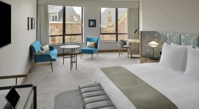 Полулюкс с красивым видом из окна Mövenpick Hotel The Hague