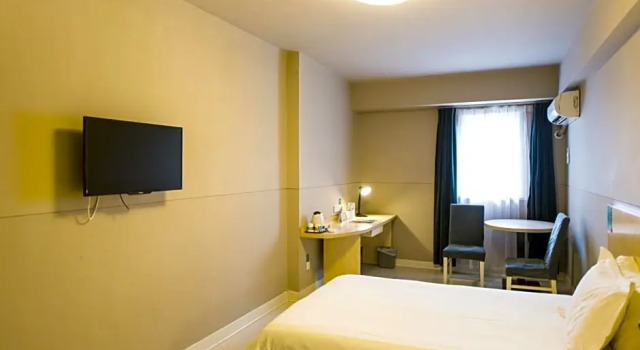 Двухместный номер Standard Jinjiang Inn Jinan Quancheng Road