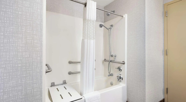 Двухместный номер Standard Newly Renovated Hampton Inn Omaha West Lakeside