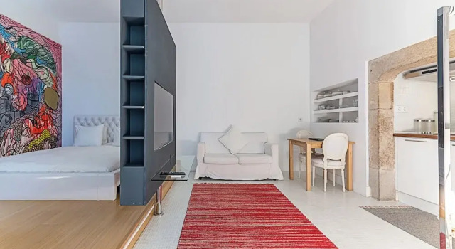 Студия Comfort Portas do Castelo Apartments