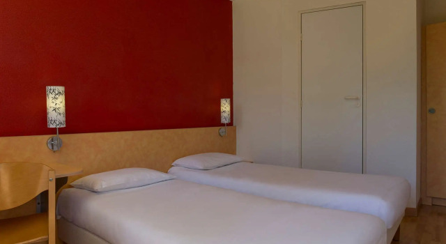 P'tit Dej-Hotel Tulle, Rezerwuj Hotel Tulle Correze
