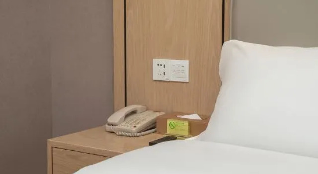 Люкс Deluxe Vienna Hotel Shanghai Pudong Airport Huaxia Road