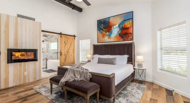 Коттедж Sunburst Estate Htd Pool Putt Grn Sleeps 14