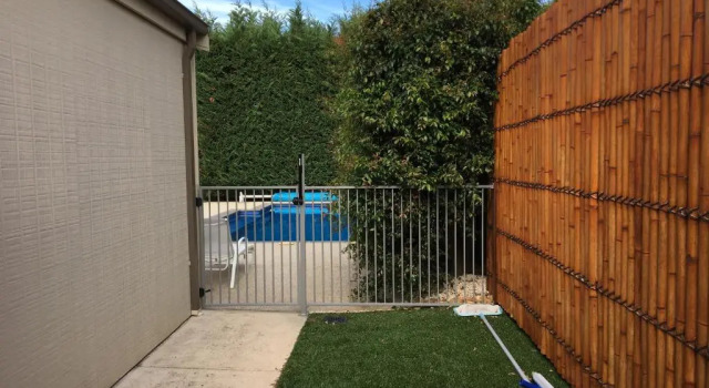 Коттедж Grand Escape McKenzie - solar heated Pool, WiFi, Netflix, 5 bdrm, 4bthrm
