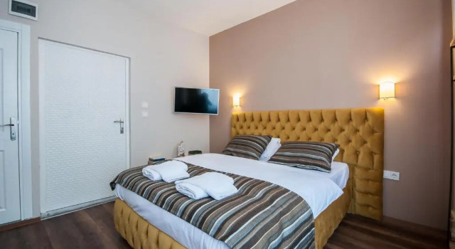 Студия с красивым видом из окна Newway Apartments