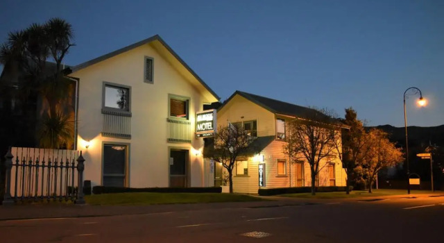 Апартаменты La Rochelle Motel