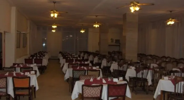 Flora, Rezerwuj Hotel Lacu Sărat 