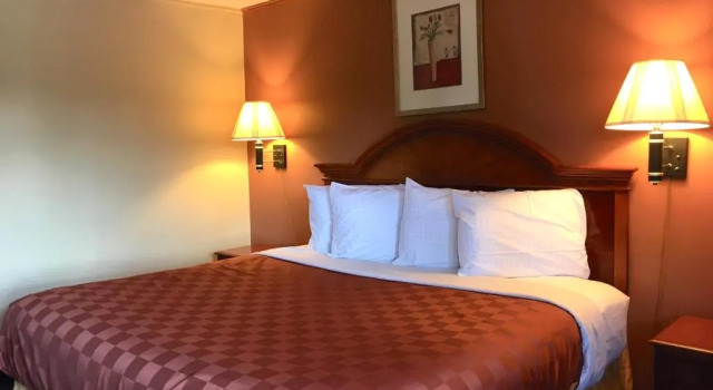 Номер Standard Red Carpet Inn - Stamford